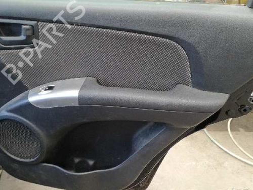 Right front steering knuckle KIA SPORTAGE II (JE_, KM_) 2.0 CRDi 4WD | BP12736401M26 