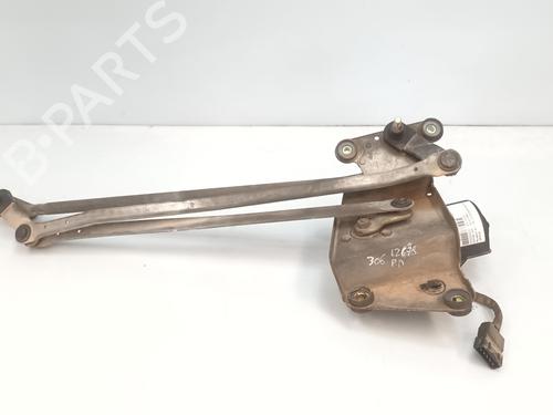 Used Front wiper motor PEUGEOT 306 Hatchback (7A, 7C, N3, N5) 1.6 (89 hp) 27326504