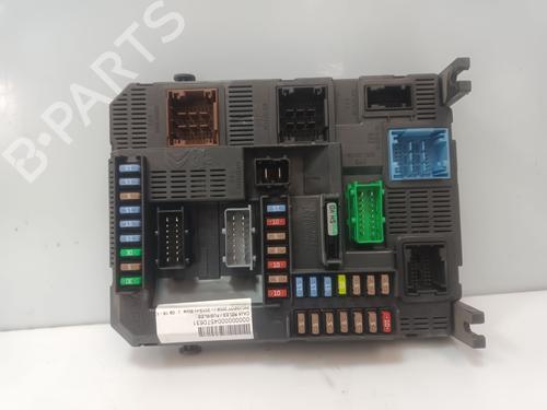 fuse-box-peugeot-2008-i-cu_-2013-34702100 main image