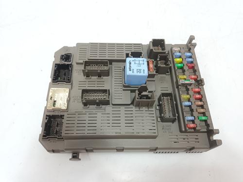 Used Fuse box PEUGEOT 807 (EB_) 2.0 HDi (107 hp) 23551004