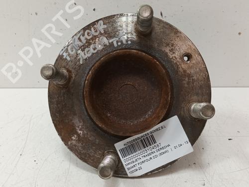 Used Right rear steering knuckle SMART FORFOUR (454) 1.5 CDI (454.000) (68 hp) 17229686