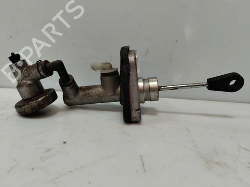 Used Clutch slave cylinder Clutch slave cylinder HYUNDAI SONATA V (NF) 2.0 CRDi (140 hp) 34188468 34188468