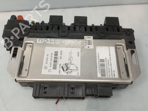 Sikringsdose MERCEDES-BENZ S-CLASS (W220, V220) S 320 CDI (220.026, 220.126) | BP29925985E1