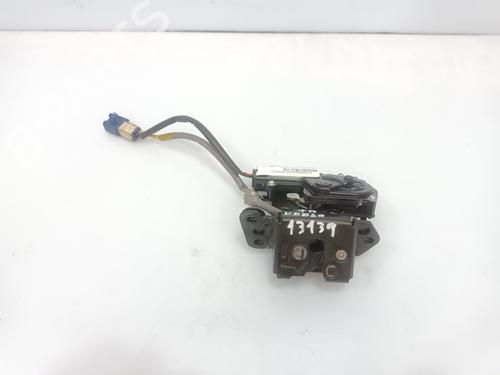 Used Tailgate lock TOYOTA COROLLA Verso (ZER_, ZZE12_, R1_) 2.2 D-4D (AUR10_, AUR10R) (136 hp) 31839787