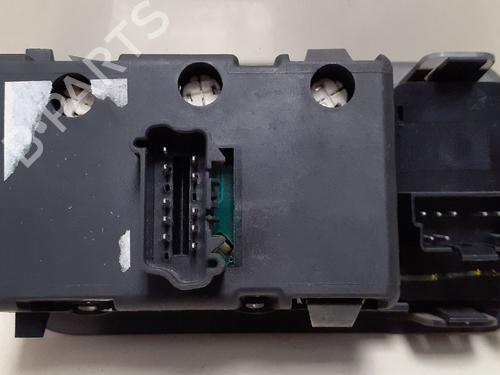 Headlight switch CHRYSLER VOYAGER IV (RG, RS) 2.4 | BP12699948I24 