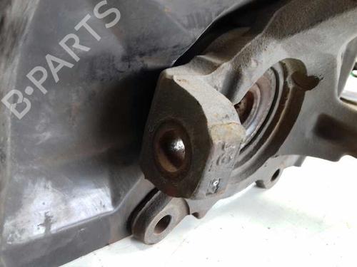 Left front steering knuckle VOLVO S40 I (644) 1.9 DI | BP12746936M25 