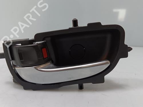 Used Rear left interior door handle TOYOTA YARIS (_P13_) 1.5 Hybrid (NHP130_) (101 hp) 21377755