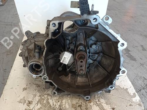 Used Gearbox Gearbox VW UP! (121, 122, BL1, BL2, BL3, 123) 1.0 (75 hp) 40197631 40197631