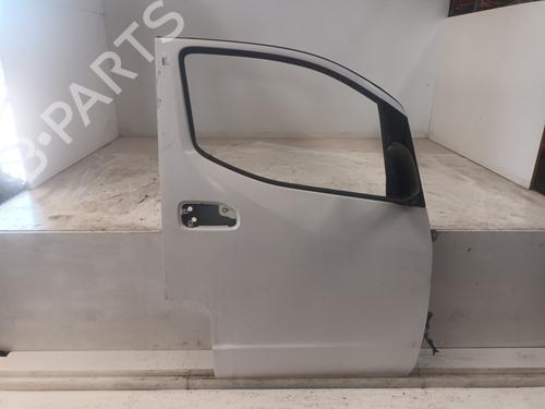 Used Right front door NISSAN NV200 / EVALIA Bus 1.5 dCi 90 (M20, M20M) (90 hp) 28491541