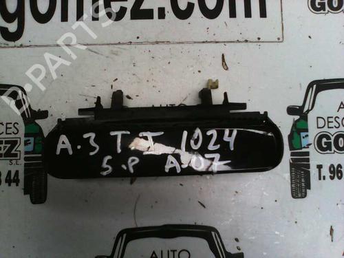 Used Rear left exterior door handle AUDI A3 Sportback (8PA) [2004-2015]  12799412
