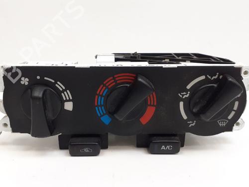 Used Climate control NISSAN PRIMERA (P11) 1.6 16V (99 hp) 12759767