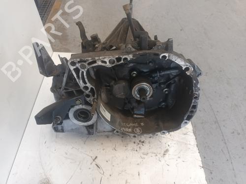 Used Gearbox Gearbox RENAULT MEGANE II (BM0/1_, CM0/1_) 1.5 dCi (BM0F, BM0T, BM2B, CM0F, CM0T) (82 hp) 33935567 33935567