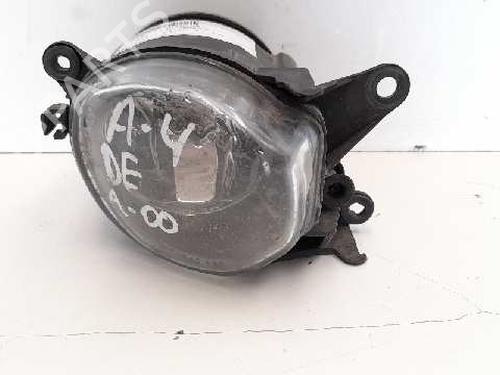 Right front fog light AUDI A4 B5 (8D2) 1.6 (100 hp) 12765658