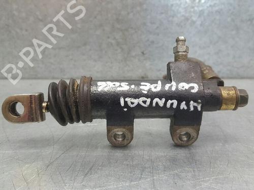 Used Clutch slave cylinder HYUNDAI COUPE I (RD) 1.6 16V (116 hp) 13970975