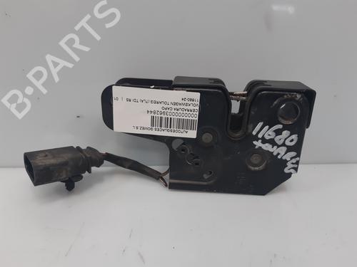 Used Hood lock VW TOUAREG (7LA, 7L6, 7L7) 2.5 R5 TDI (174 hp) 19076819