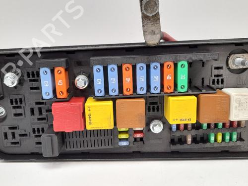 Zekeringkast OPEL VECTRA C (Z02) 1.9 CDTI (F69) | BP12755381E1 