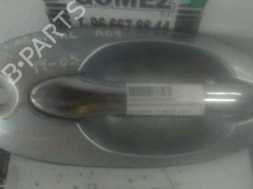 Used Front right exterior door handle KIA CARNIVAL II (GQ) 2.5 V6 (150 hp) 12794307