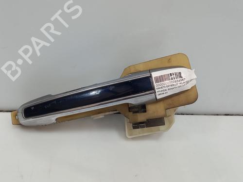 front-right-exterior-door-handle-hyundai-sonata-v-nf-2004-2005-2006-2007-2008-2009-2010-2011-2012-2013-2014-34164062 main image