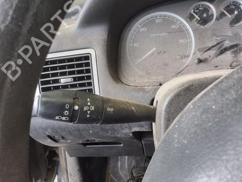 Right taillight PEUGEOT 307 (3A/C) 2.0 HDi 90 | BP32164425C35 