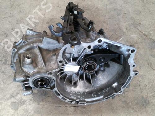 Used Gearbox HYUNDAI ACCENT I (X-3) 1.3 i 12V (84 hp) 12696137