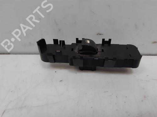 Used Right front window switch Right front window switch 38329741 38329741