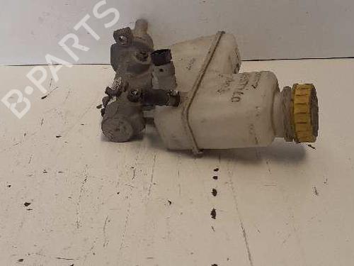 Brake master cylinder FIAT STILO (192_) 1.6 16V (192_XB1A) | BP12684801M77 