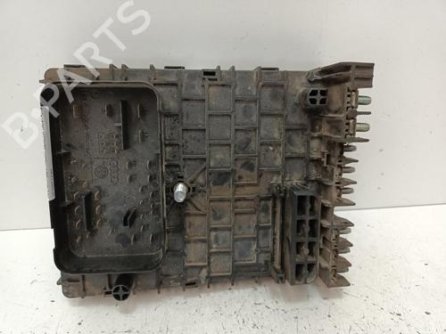 Used Fuse box VW PASSAT B6 (3C2) 2.0 TDI (140 hp) 12849891