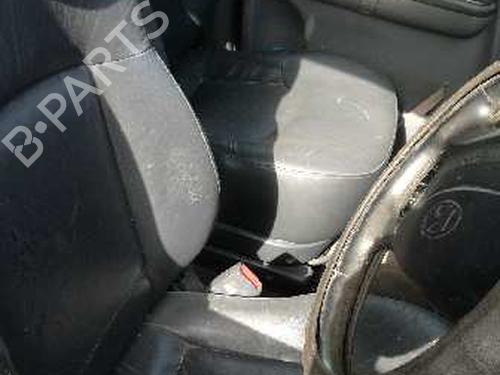 Left front steering knuckle HYUNDAI TRAJET (FO) 2.7 V6 | BP12736293M25 