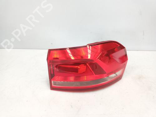 Used Right taillight VW TOURAN (5T1) 1.6 TDI (110 hp) 23843785