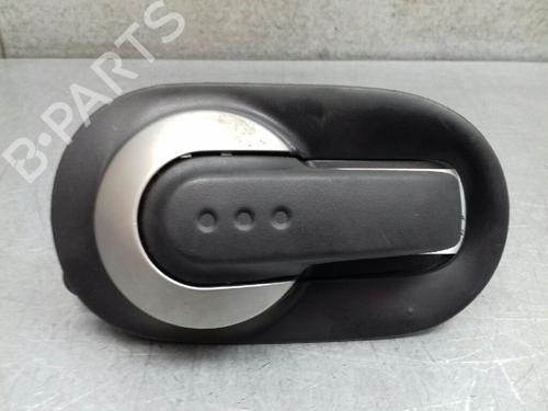 Used Front left interior door handle Front left interior door handle 12751822 12751822