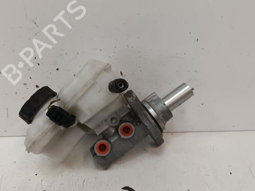 Used Brake master cylinder MINI MINI CLUBMAN (F54) Cooper D (150 hp) 17899520
