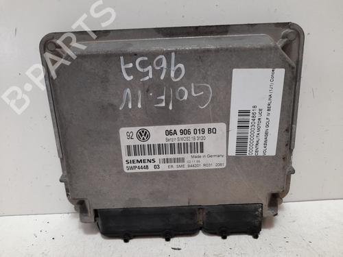 Used Engine control unit (ECU) VW GOLF IV (1J1) 1.6 (100 hp) 12786677