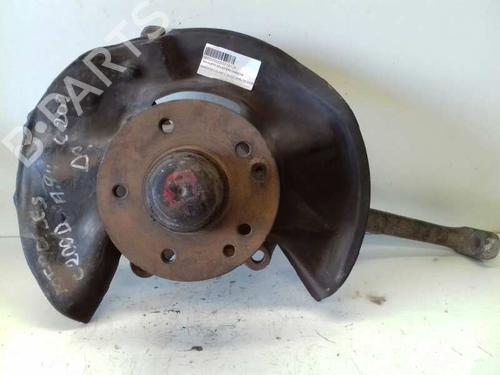 Used Right front steering knuckle MERCEDES-BENZ C-CLASS (W202) C 200 D (202.120) (75 hp) 12746738
