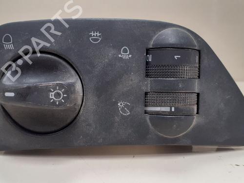 Used Headlight switch Headlight switch 12699888 12699888