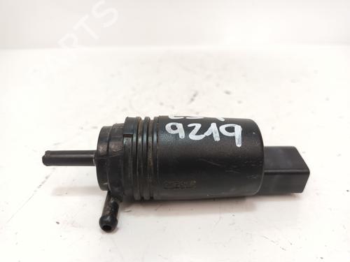 Used Washer pump BMW 5 (E39) 530 d (184 hp) 13983245