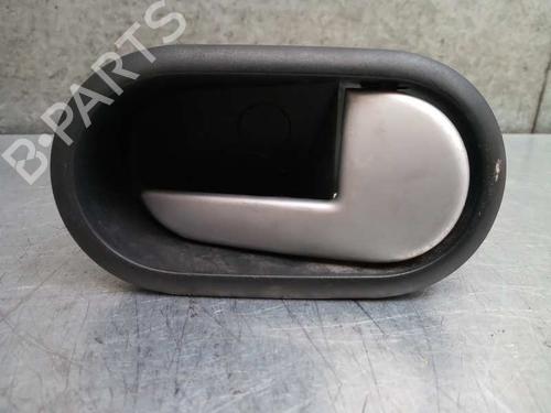 Used Front right interior door handle Front right interior door handle 12748311 12748311