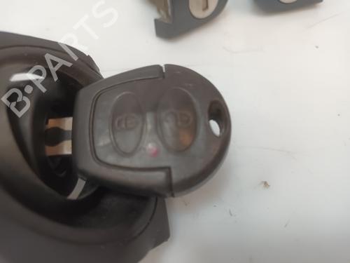 Elektronische module SEAT LEON (1M1) 1.6 16 V | BP28133673M83 