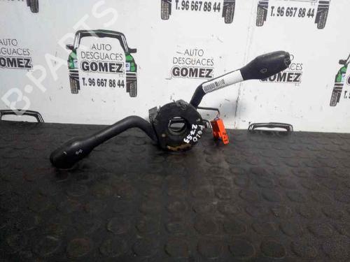 Used Headlight switch VW POLO III (6N1) 60 1.4 (60 hp) 12818217