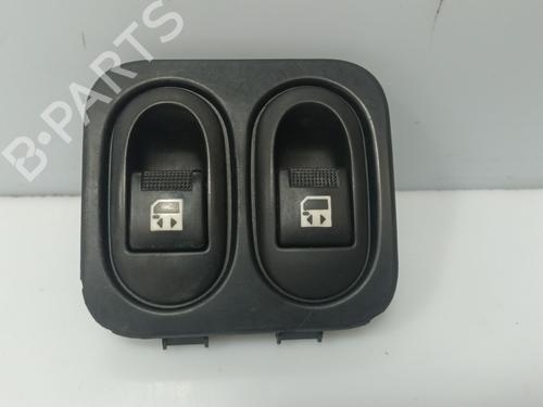 switch-peugeot-1007-km_-2005-33397282 main image