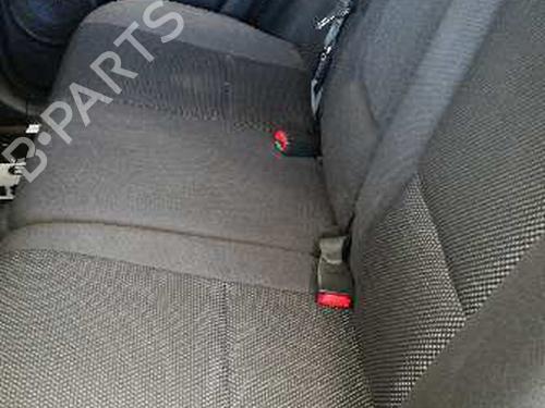 Right front steering knuckle KIA SPORTAGE II (JE_, KM_) 2.0 CRDi 4WD | BP12736401M26 