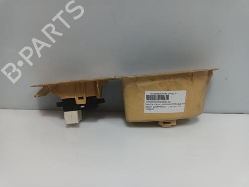 Left front window switch NISSAN ELGRAND (E51) | BP33320789I27 - Image 3