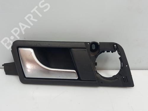 venstre-bagtil-invendig-handtag-audi-a2-8z0-2000-2001-2002-2003-2004-2005-36670087 main image