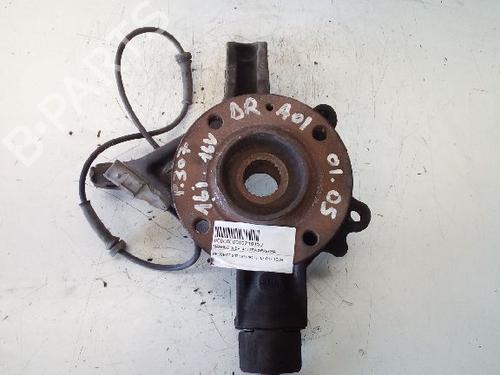 Used Right front steering knuckle PEUGEOT 307 (3A/C) 1.6 16V (109 hp) 12744772