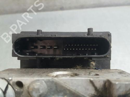 Used ABS pump NISSAN MICRA III (K12) 1.2 16V (80 hp) 12757215