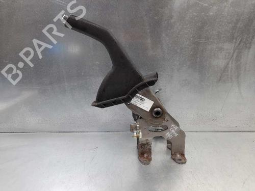 håndbremse KIA CARENS IV 1.7 CRDi (116 hp) 12766303