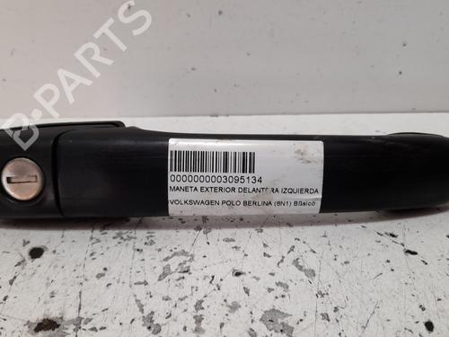 Used Front left exterior door handle VW POLO III (6N1) 45 1.0 (45 hp) 12787805