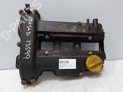 Used Valve cover Valve cover 39570425 39570425