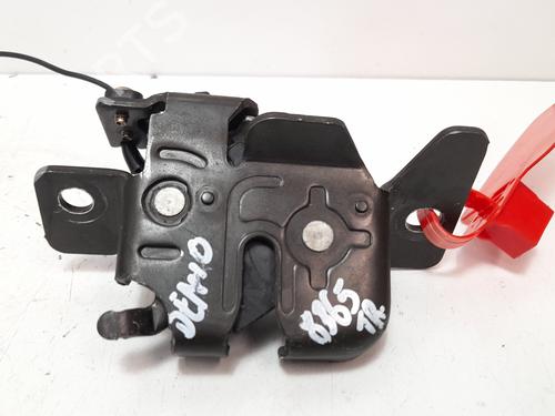 Tailgate lock MAZDA DEMIO (DW) 1.3 i 16V (DW3W) | BP12763880C101 
