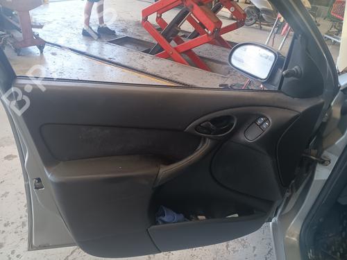 Cockpit FORD FOCUS I Saloon (DFW) 1.6 16V | BP19288668C47 