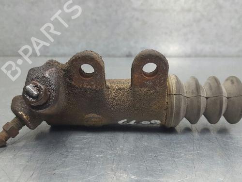 Clutch slave cylinder TOYOTA AVENSIS Estate (_T25_) 1.8 VVT-i (ZZT251_, ZZT251R) | BP13973152M113 